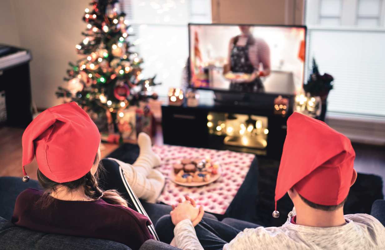 Festive and Fun Snack Options for Your Christmas TV Binge